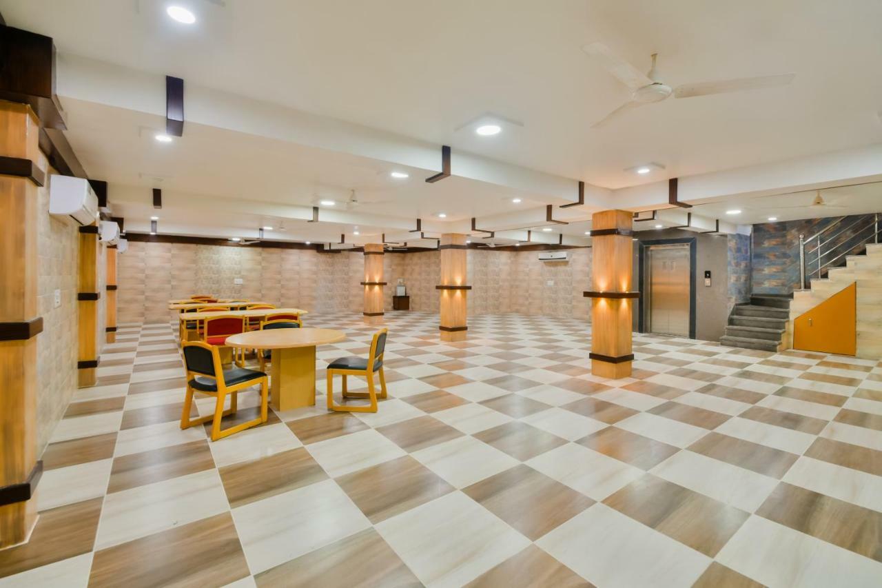 Capital O 39331 Hotel Retaj Bhilwara Exterior photo